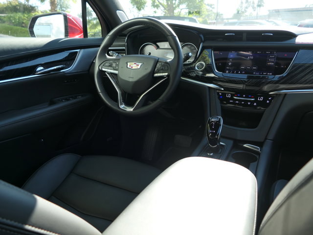 Vehicle image 16 of 31