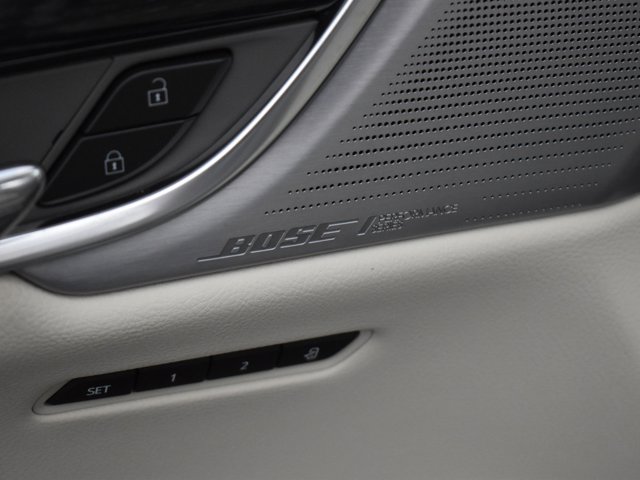 Vehicle image 47 of 51