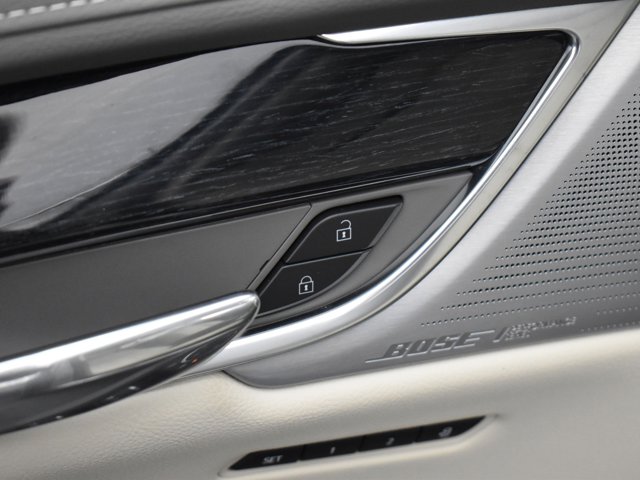 Vehicle image 50 of 51