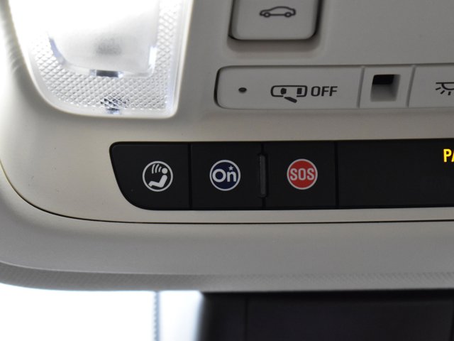 Vehicle image 41 of 51