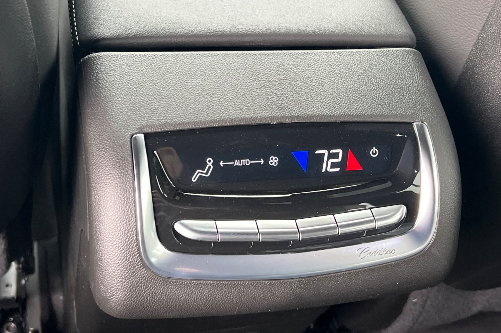 Vehicle image 13 of 34