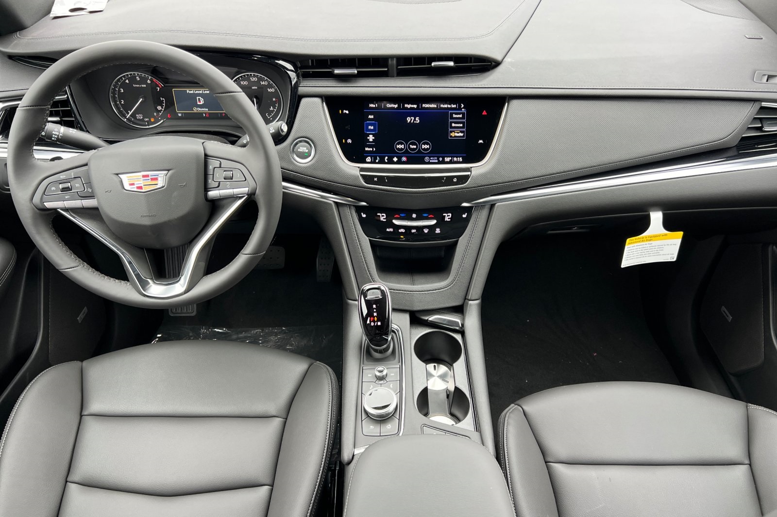 Vehicle image 14 of 34