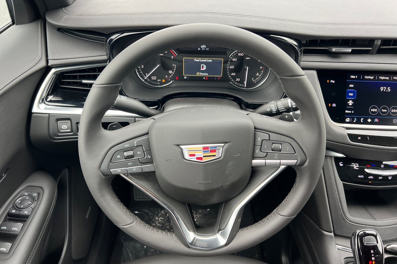 Vehicle image 15 of 34