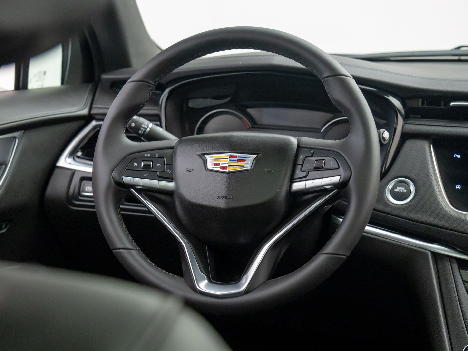 Vehicle image 14 of 39