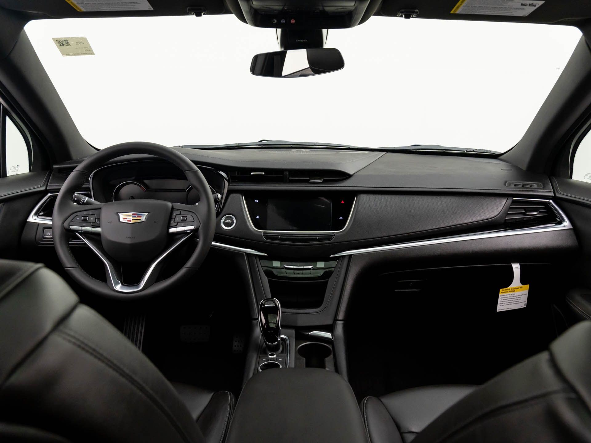 Vehicle image 16 of 32