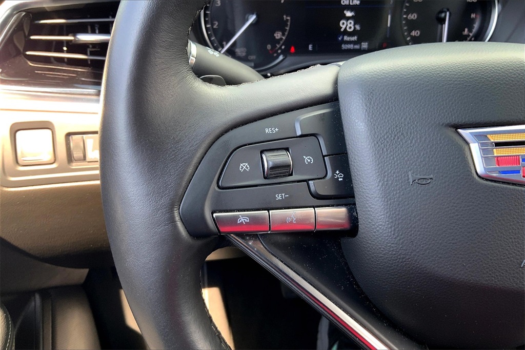 Vehicle image 37 of 38