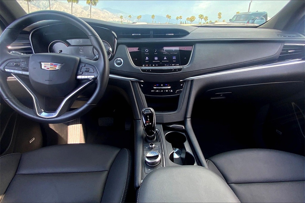 Vehicle image 16 of 38