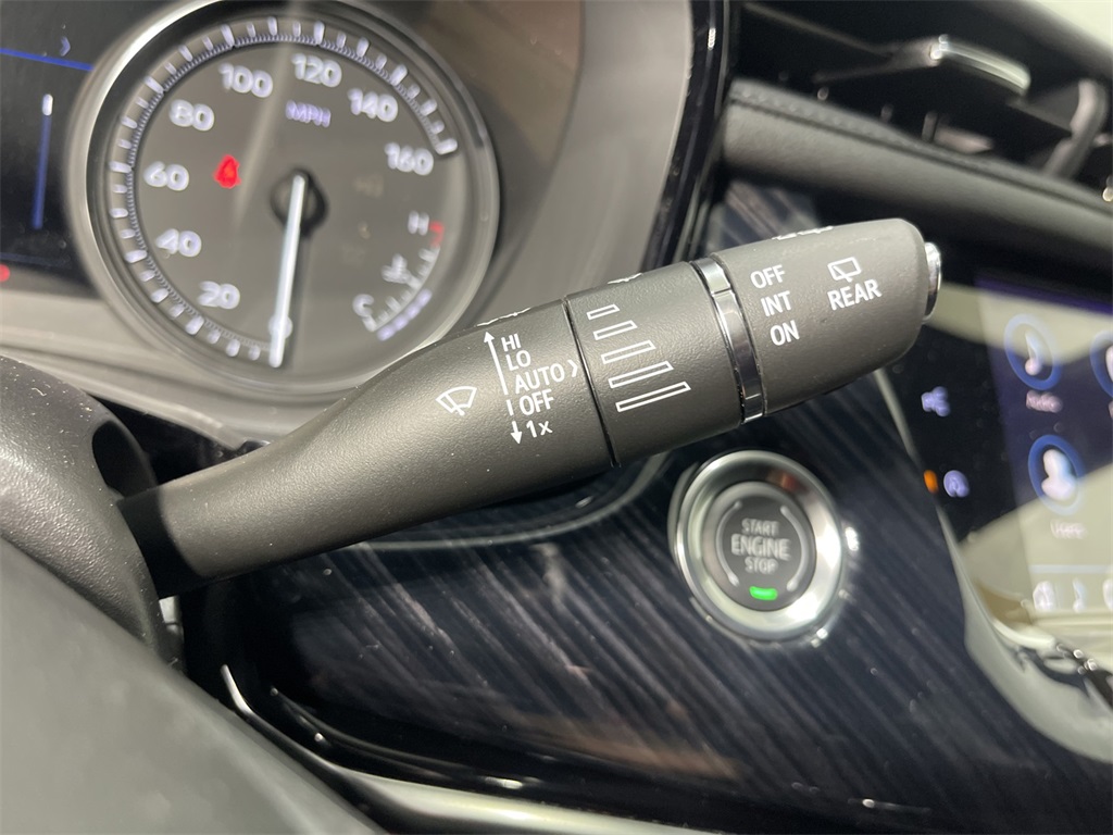Vehicle image 22 of 31