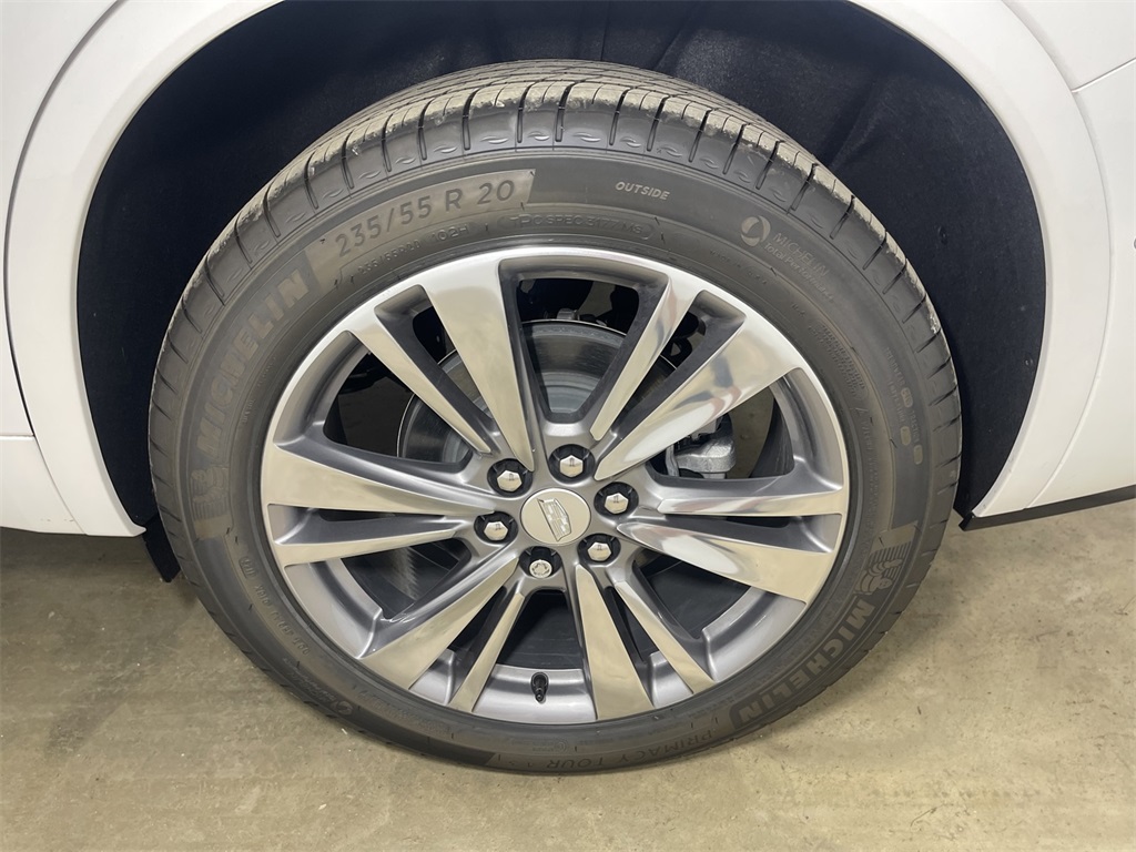 Vehicle image 9 of 31