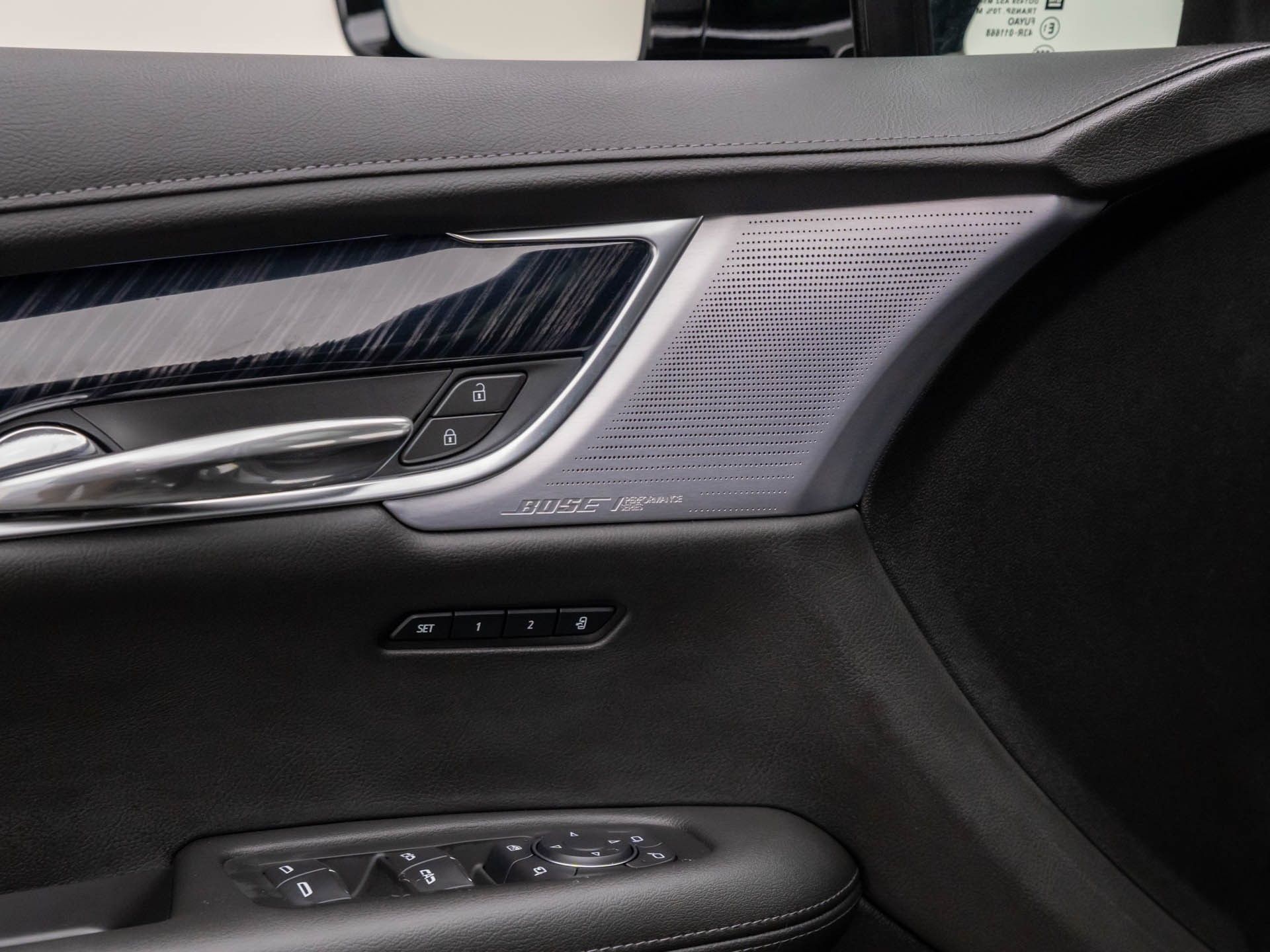 Vehicle image 26 of 39