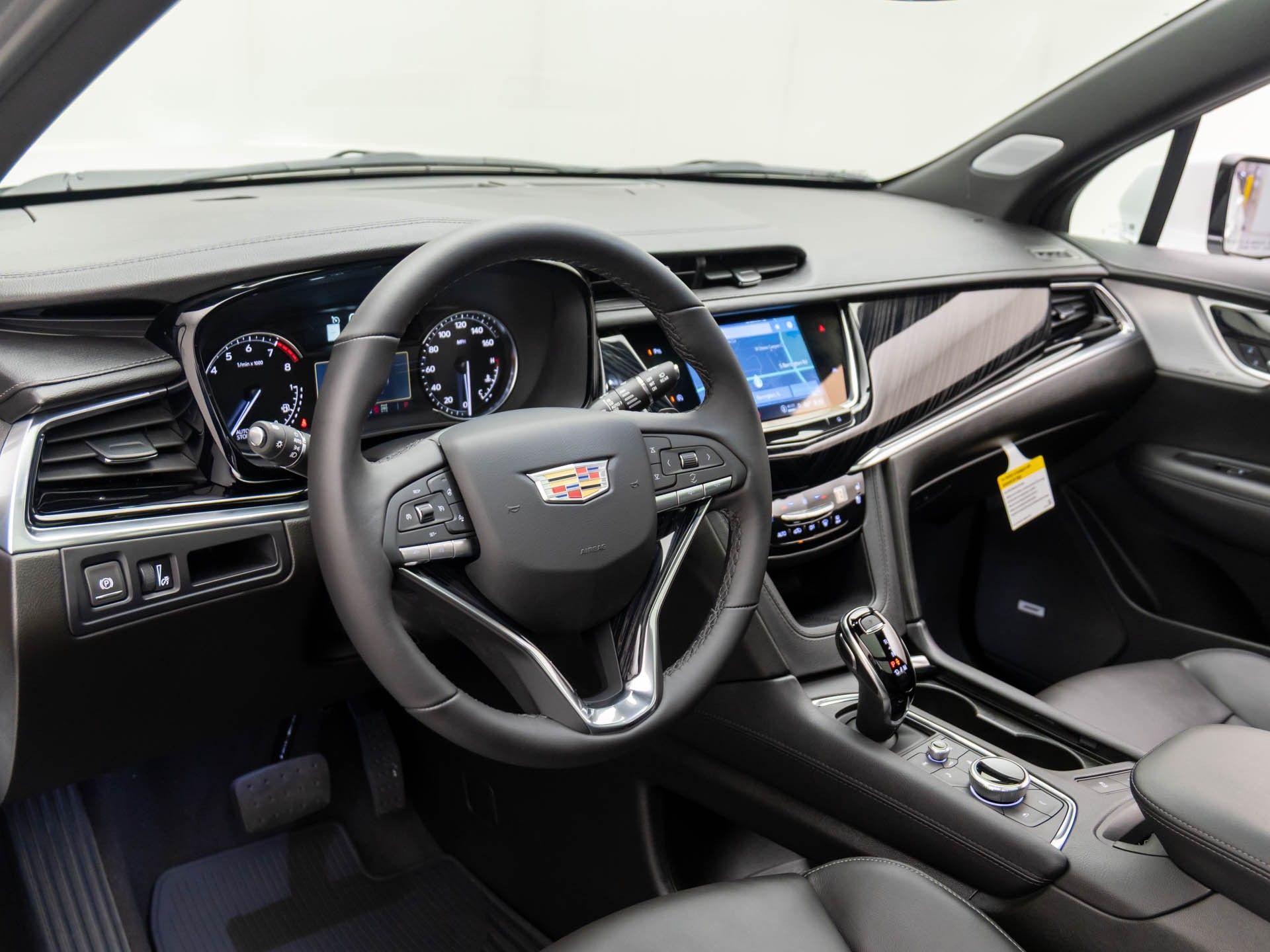 Vehicle image 32 of 39