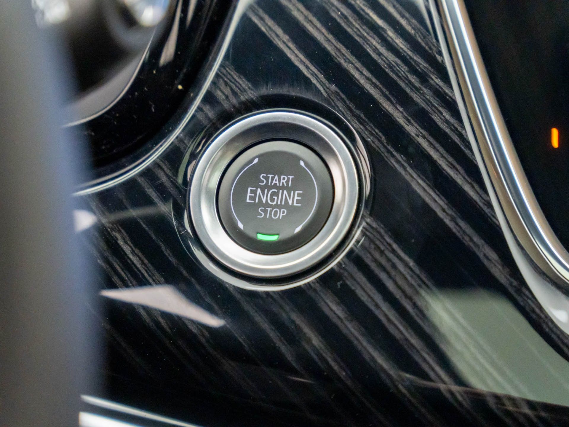 Vehicle image 31 of 39