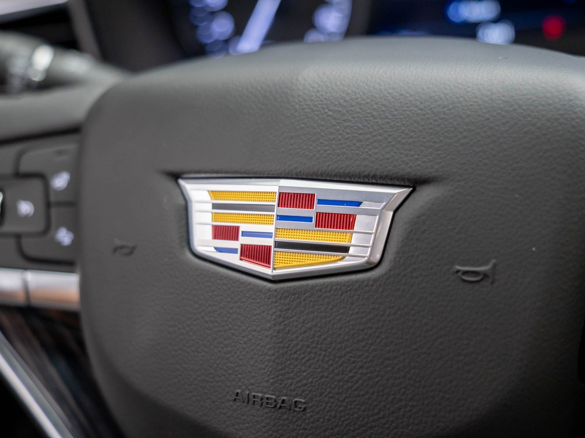 Vehicle image 23 of 45