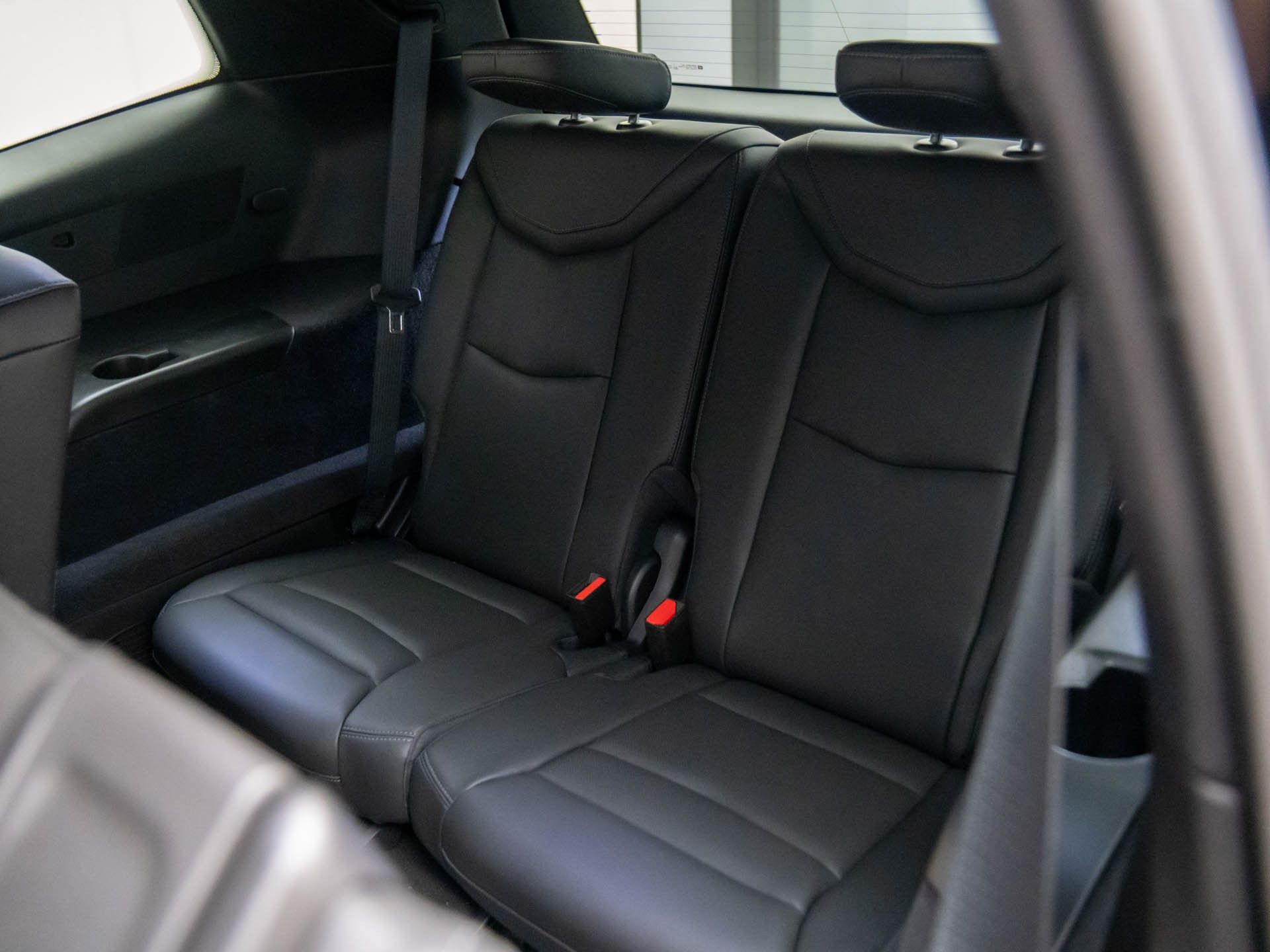 Vehicle image 19 of 45