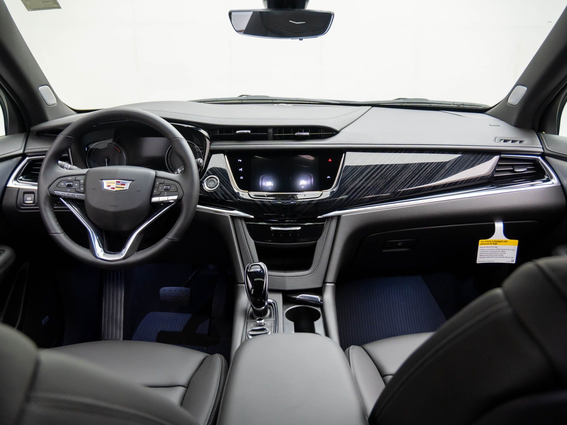 Vehicle image 14 of 45