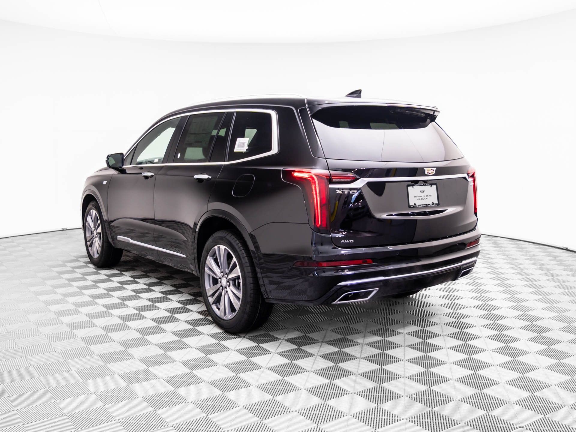 Vehicle image 9 of 45