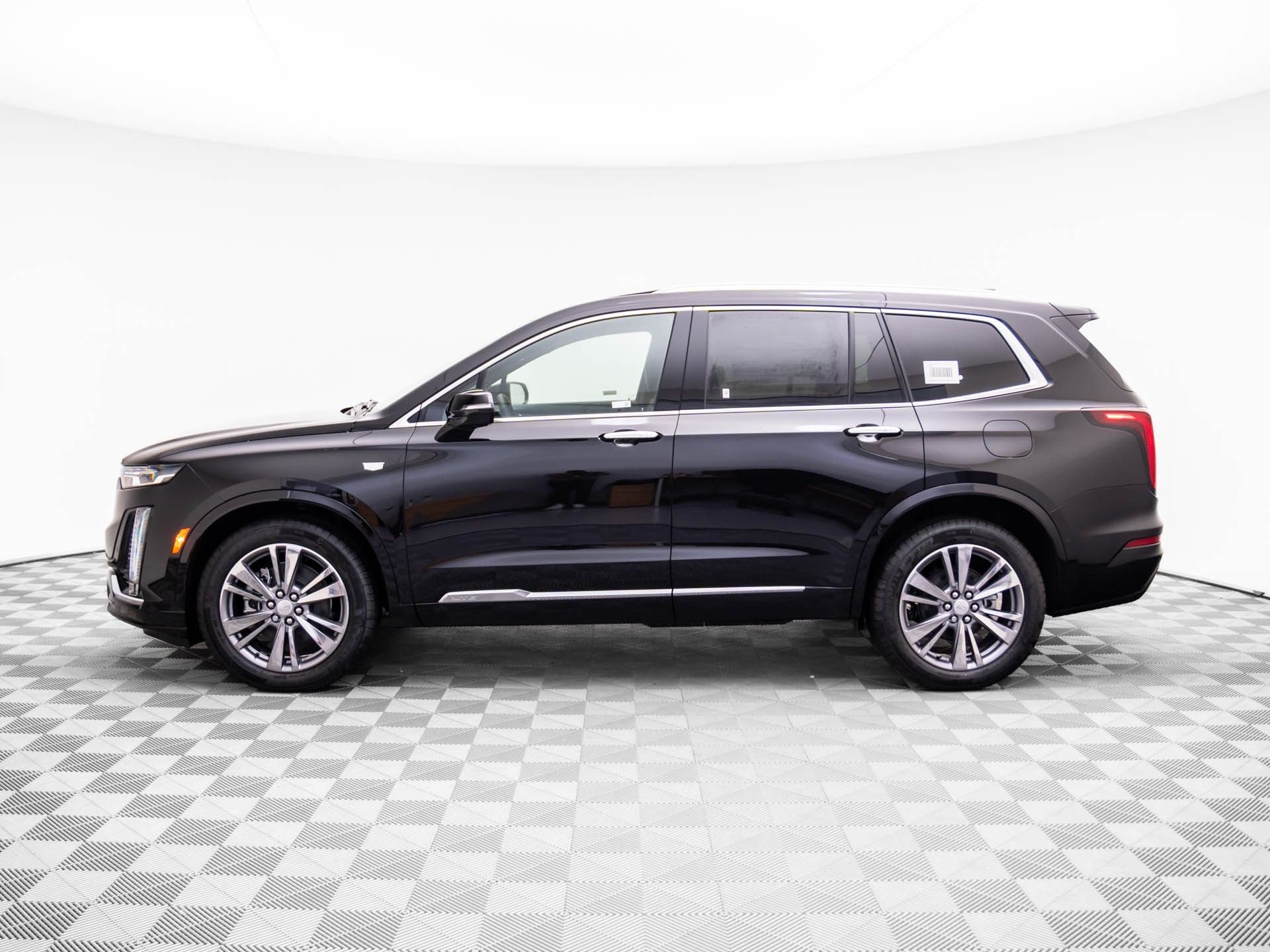 Vehicle image 10 of 45