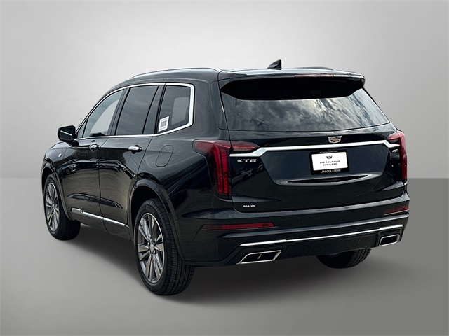 Vehicle image 6 of 18
