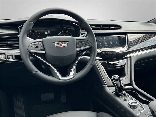 Vehicle image 7 of 18