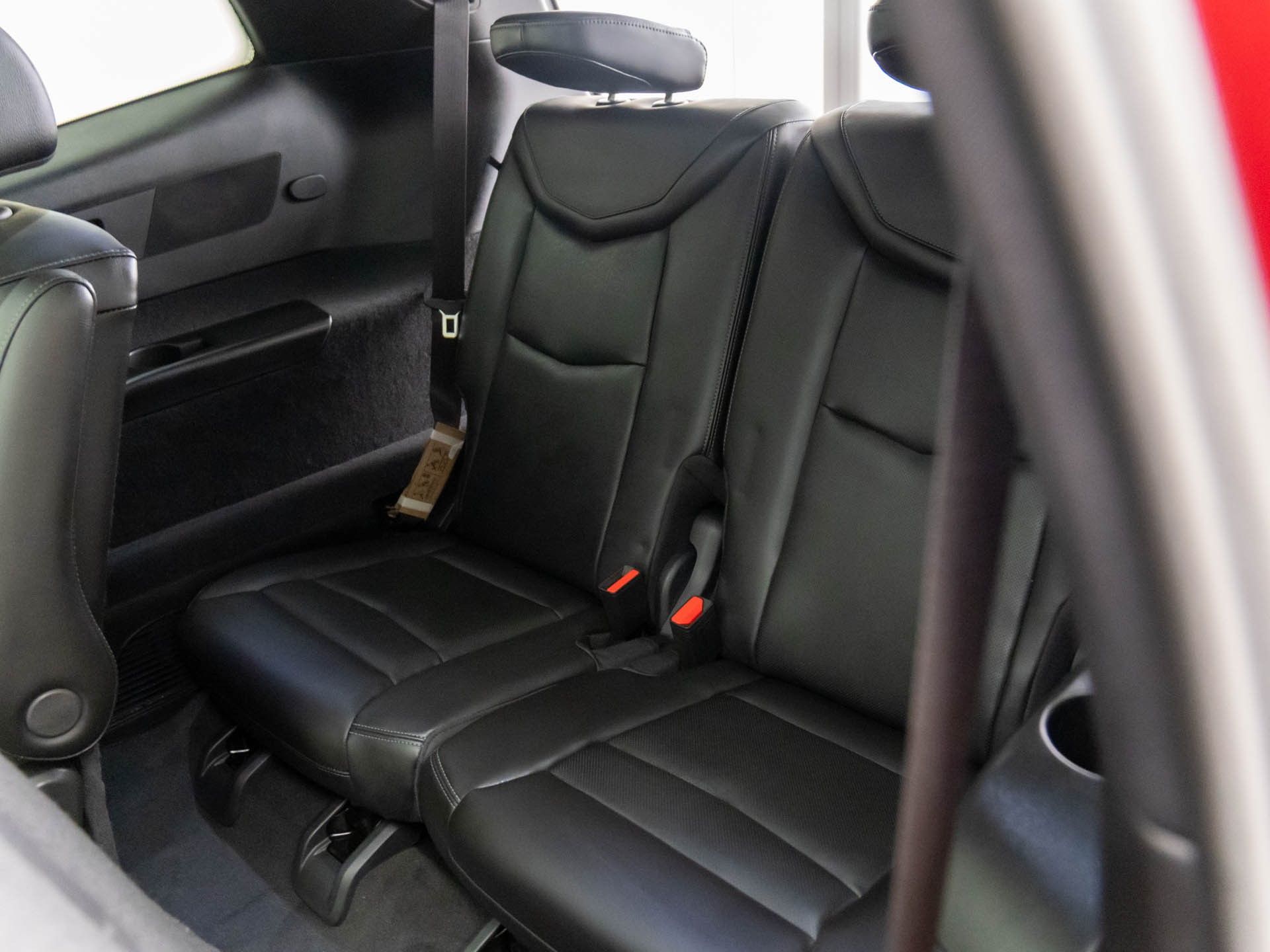 Vehicle image 20 of 40