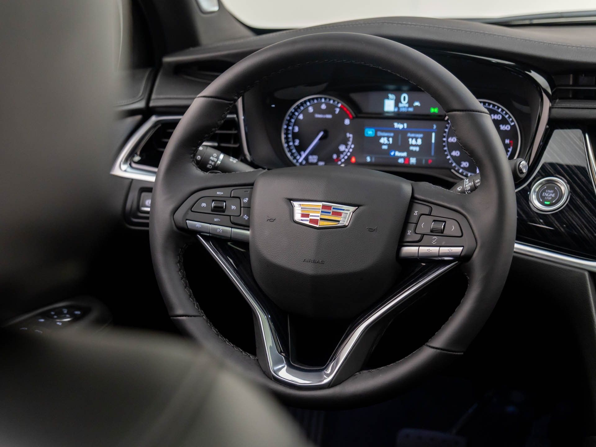 Vehicle image 14 of 40
