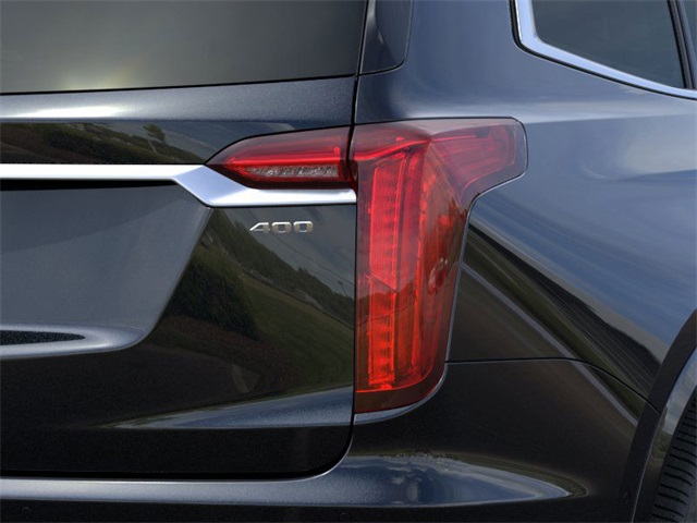 Vehicle image 11 of 24