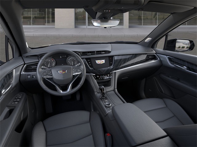 Vehicle image 15 of 24
