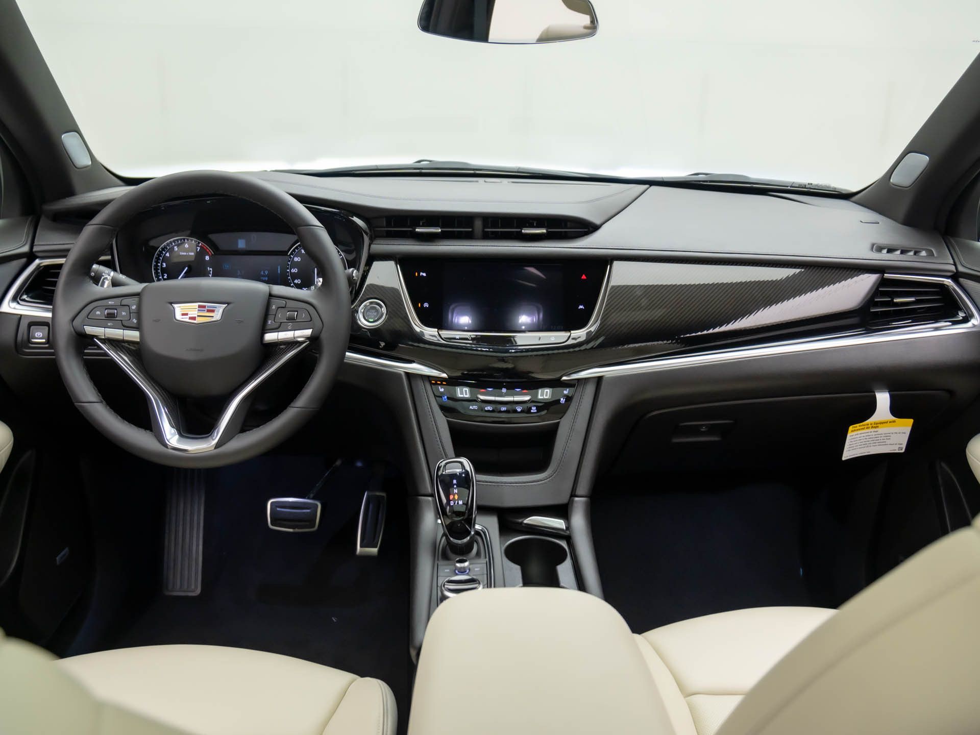 Vehicle image 19 of 40