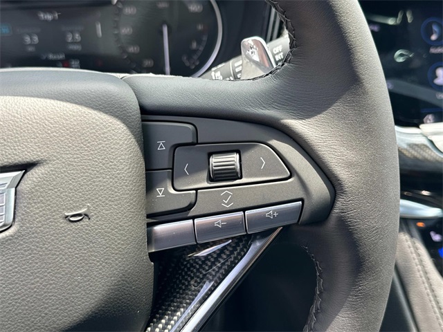 Vehicle image 11 of 18