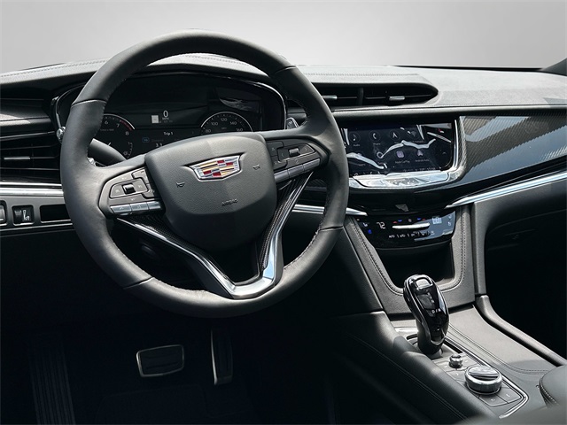 Vehicle image 7 of 18