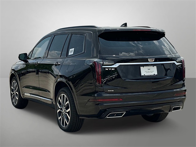 Vehicle image 5 of 18