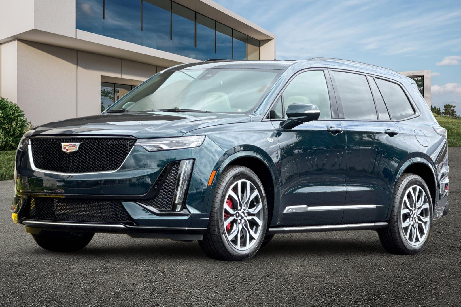 2025 Cadillac XT6 Sport Image 1 of 30