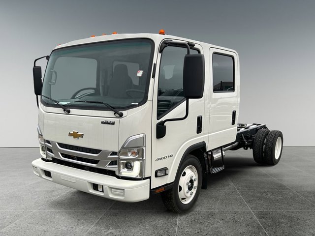 2025 Chevrolet 4500 HG LCF Gas Base Image 1 of 30