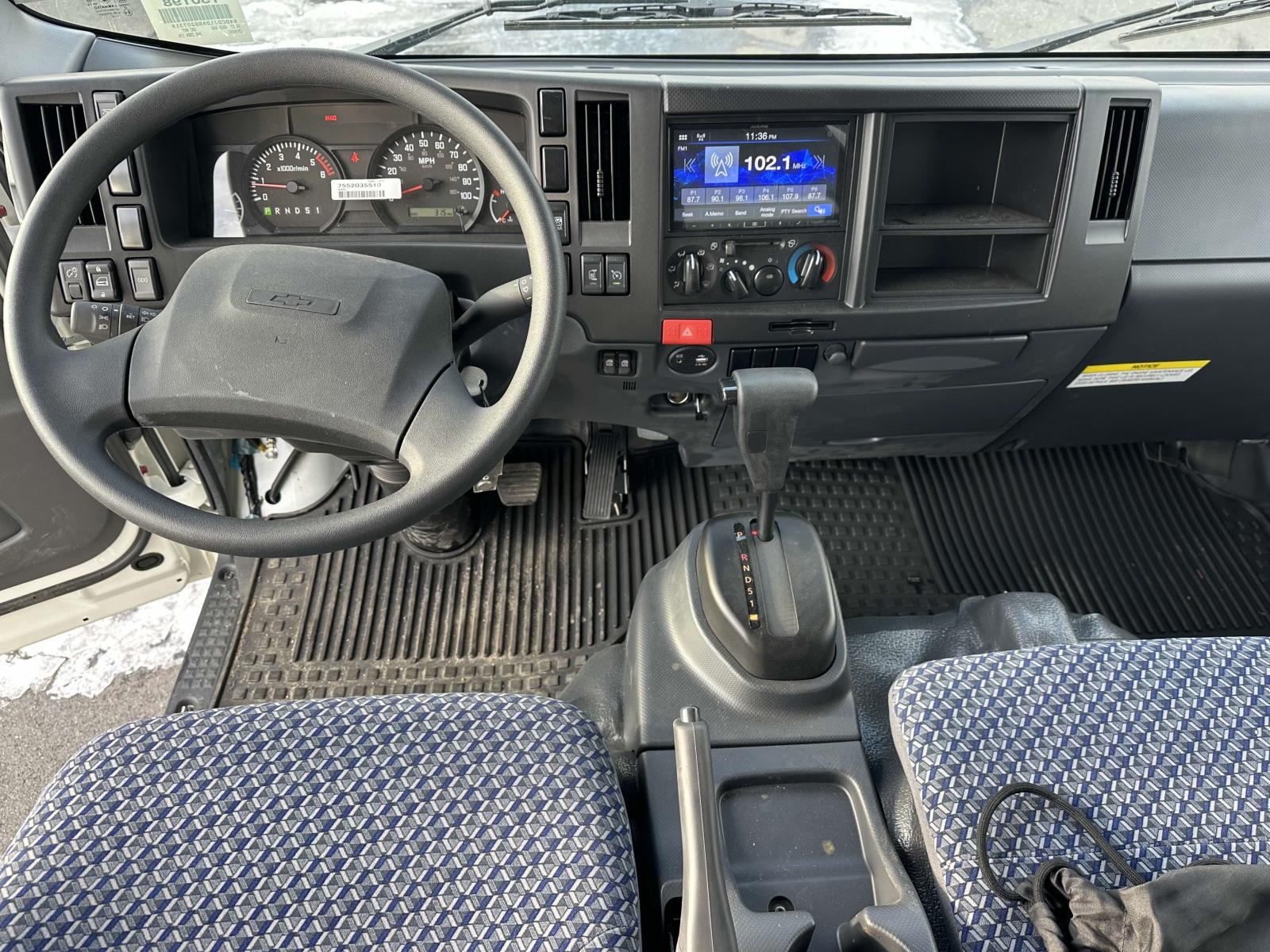 2025 Chevrolet 4500 HG LCF Gas Base Image 5 of 16