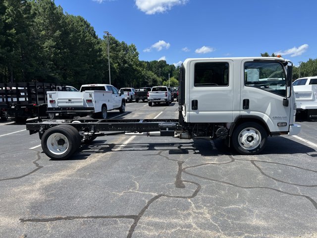 2025 Chevrolet 4500 HG LCF Gas Base Image 7 of 32