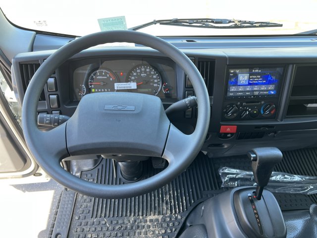 2025 Chevrolet 4500 HG LCF Gas Base Image 15 of 32