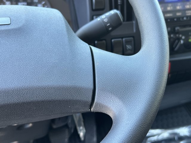 2025 Chevrolet 4500 HG LCF Gas Base Image 17 of 32