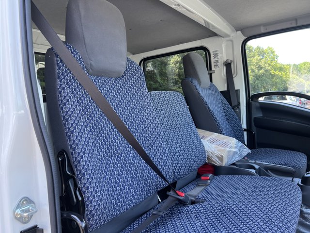 2025 Chevrolet 4500 HG LCF Gas Base Image 14 of 32