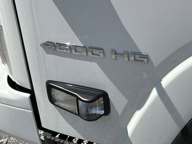 2025 Chevrolet 4500 HG LCF Gas Base Image 18 of 27