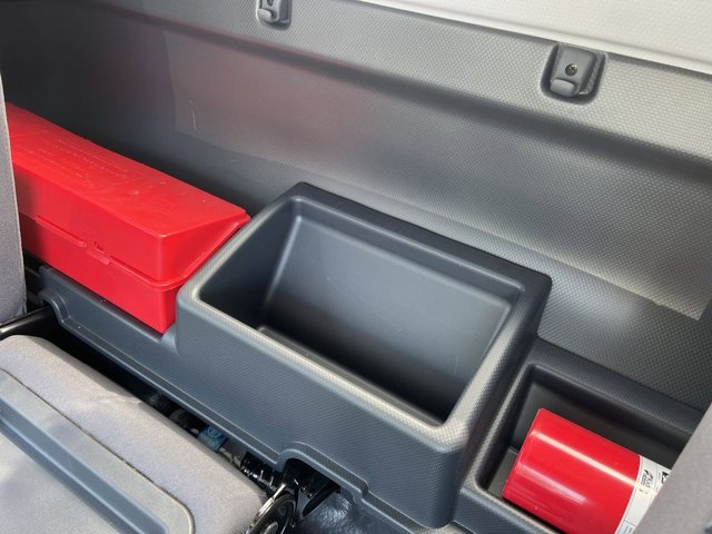 2025 Chevrolet 4500 HG LCF Gas Base Image 15 of 27