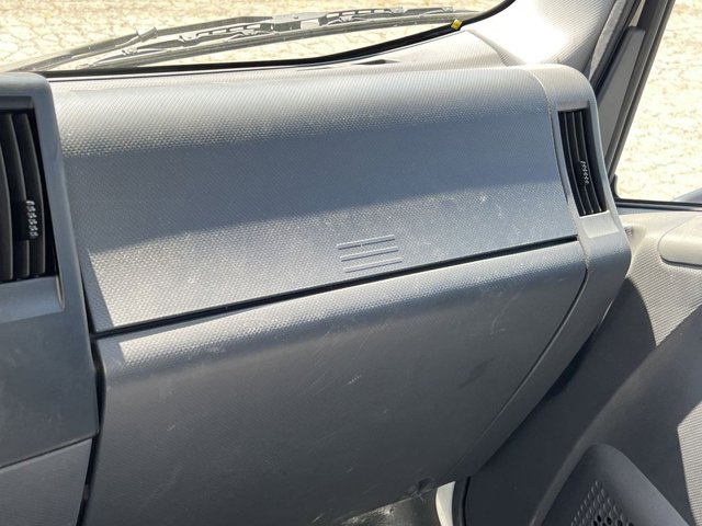 2025 Chevrolet 4500 HG LCF Gas Base Image 11 of 27