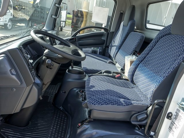 2025 Chevrolet 4500 HG LCF Gas Base Image 7 of 12