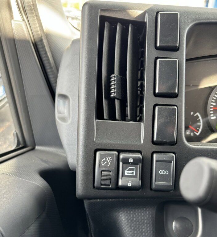 2025 Chevrolet 4500 HG LCF Gas Base Image 8 of 15