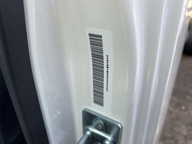 2025 Chevrolet 4500 HG LCF Gas Base Image 16 of 21