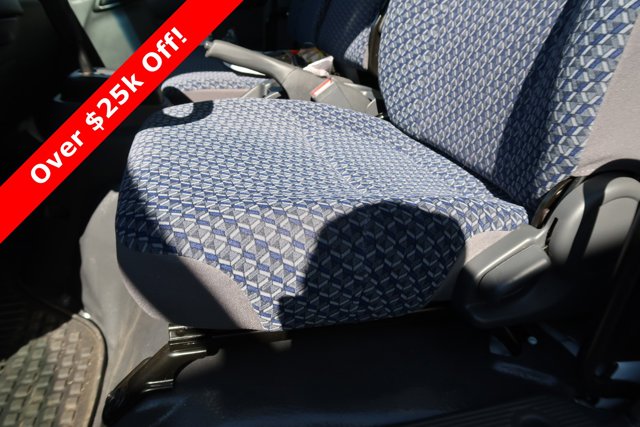 2025 Chevrolet 4500 HG LCF Gas Base Image 9 of 21