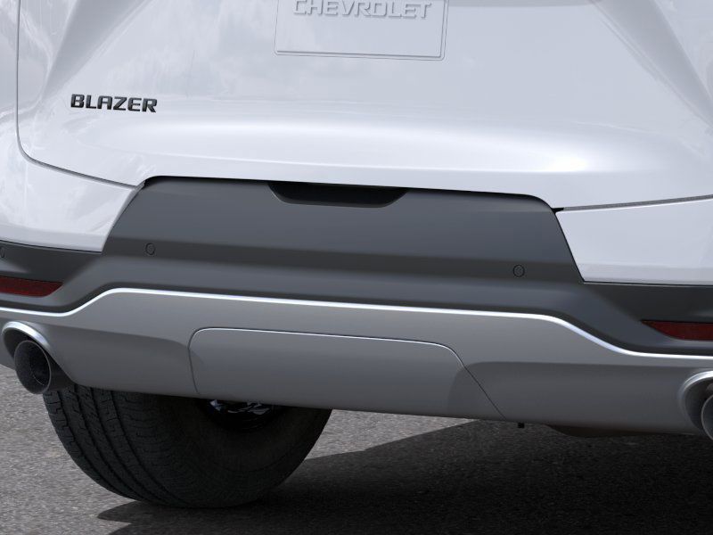 Vehicle image 14 of 24