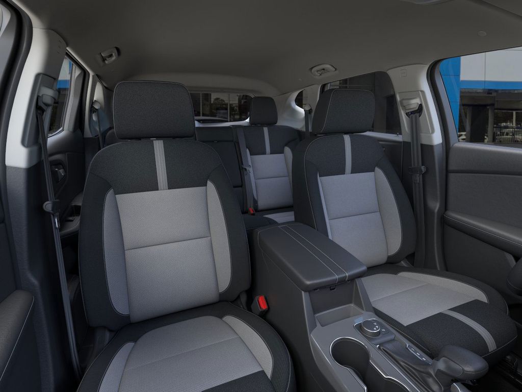Vehicle image 16 of 24