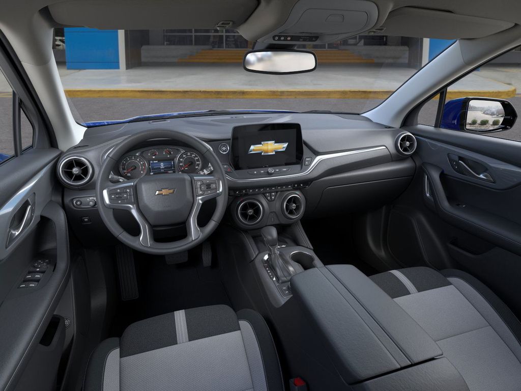 Vehicle image 15 of 24