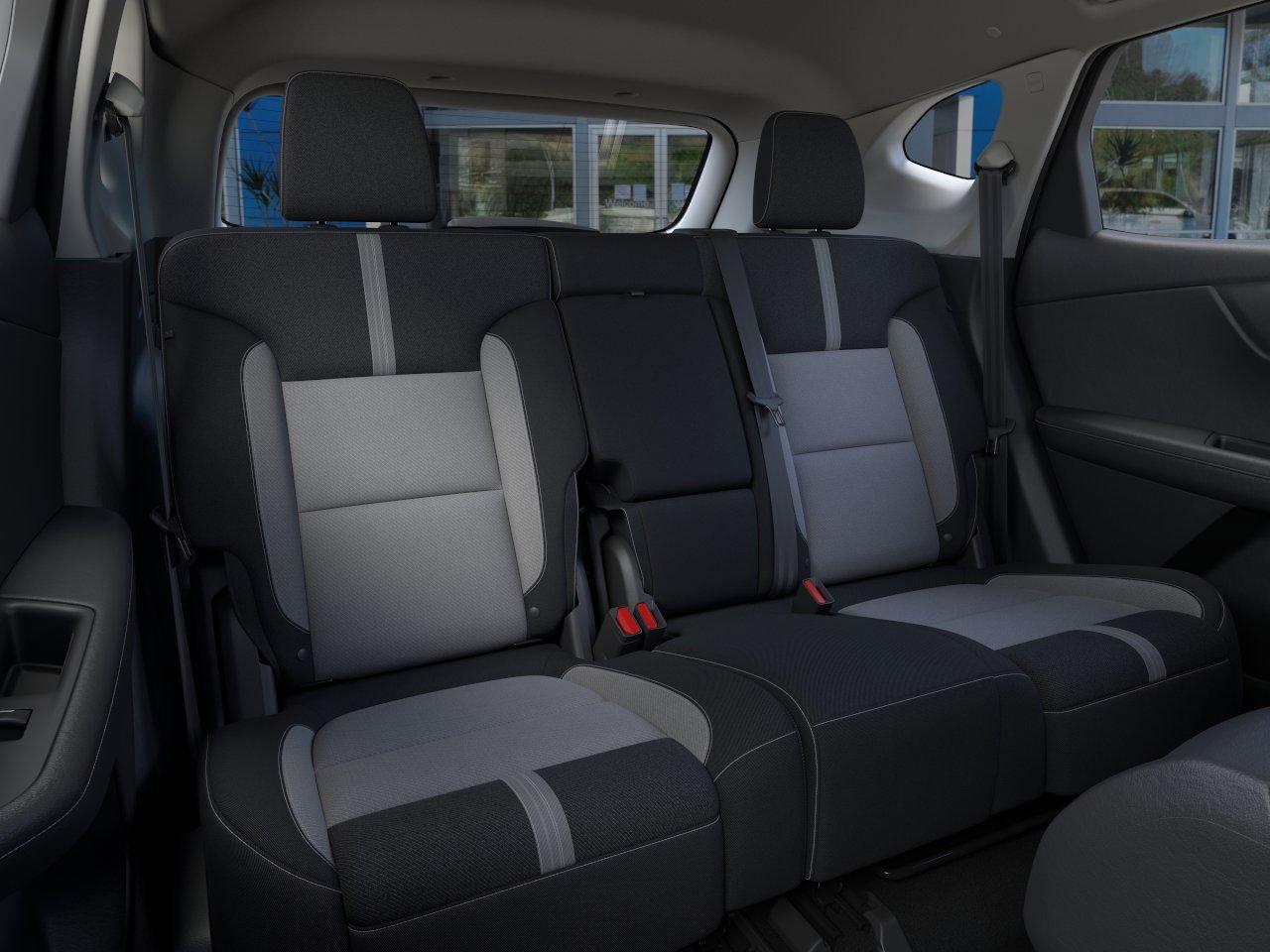 Vehicle image 17 of 24