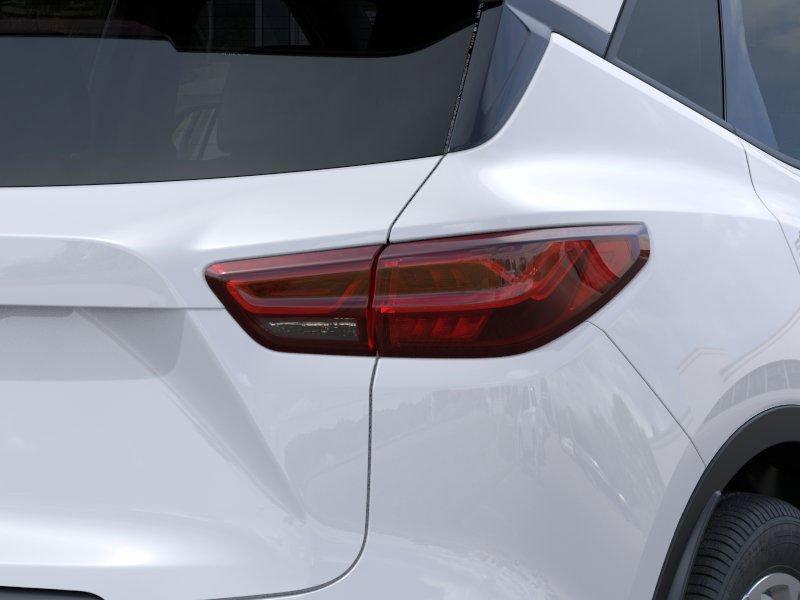 Vehicle image 11 of 24